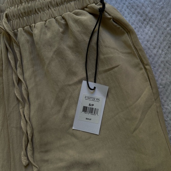 Devoted Wide leg pants - Picture 3 of 3